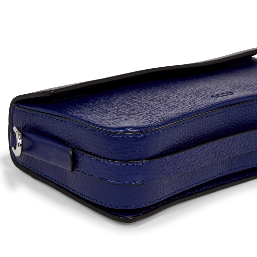 ECCO Pinch Bag Compact