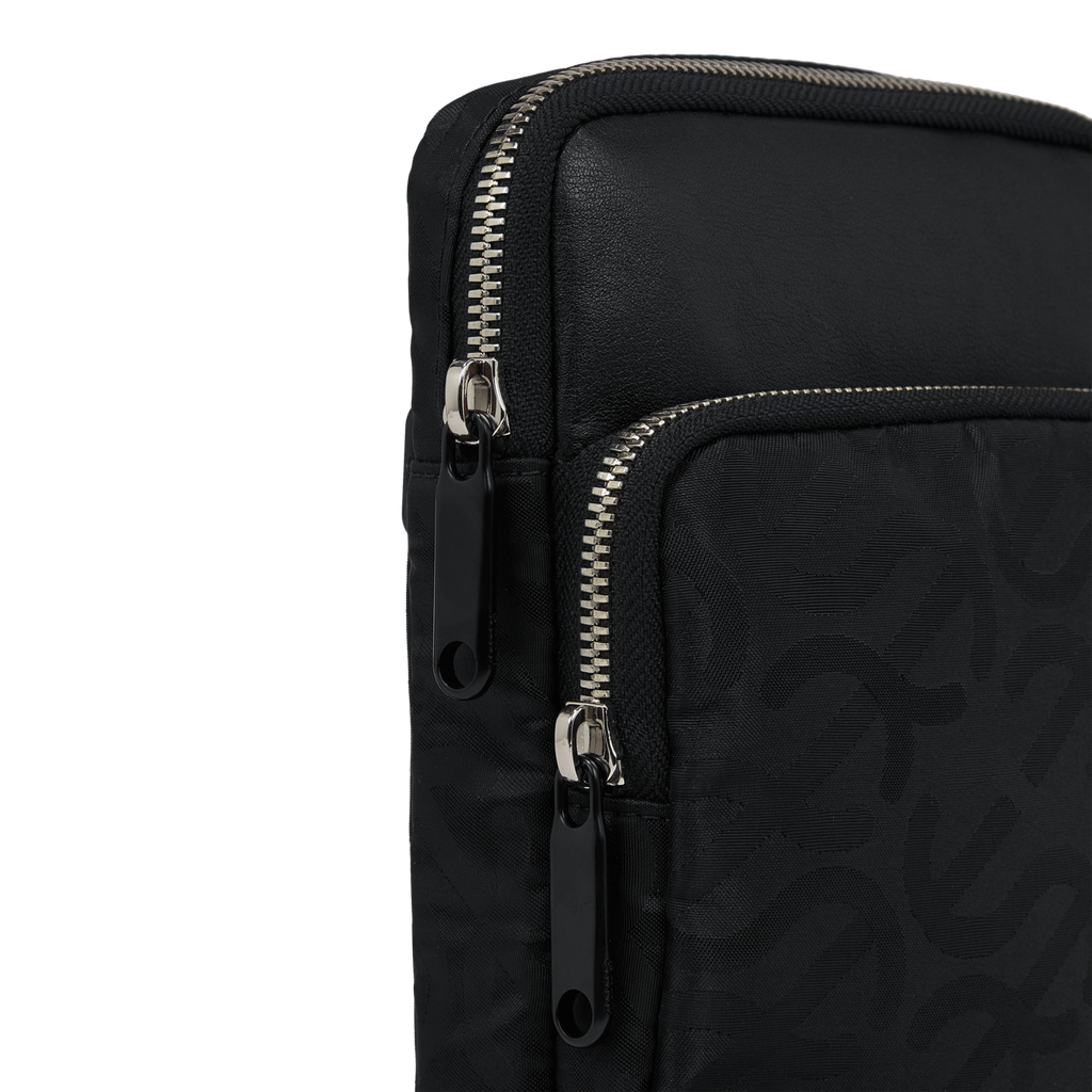 ECCO Flat Pouch