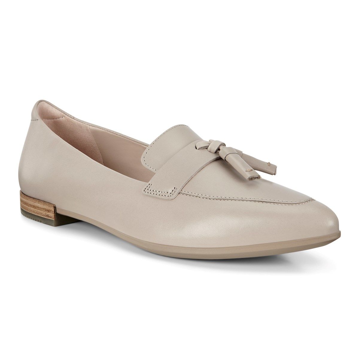 Shape pointy store ballerina ecco