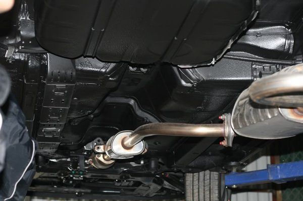 Sơn Phun Bảo Bệ Gầm Xe Và Chống Ồn - Under Coat | Soft99 - Made in Japan | B-46