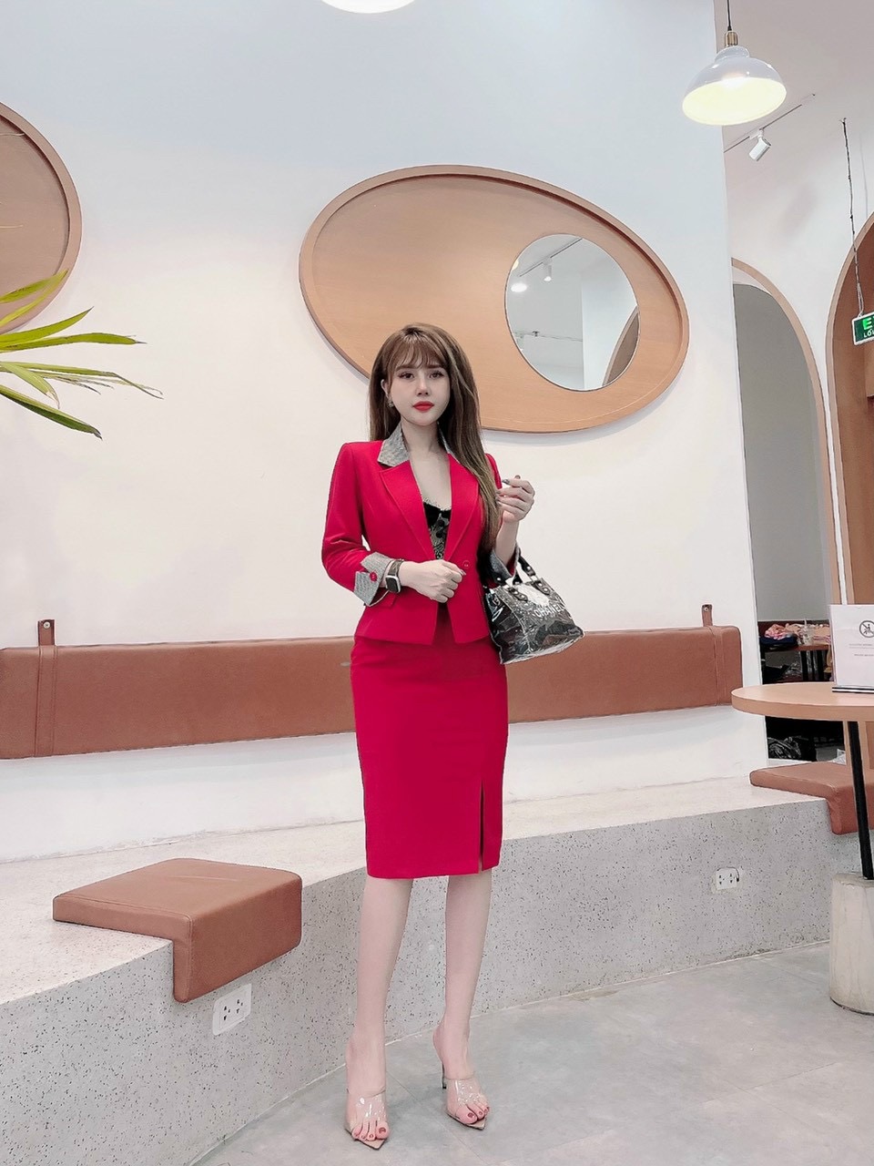 SV16 set vest chân váy viền kẻ