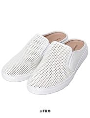 Sục thể thao dập lỗ Public Garden (2 màu) - 8390 - Trắng