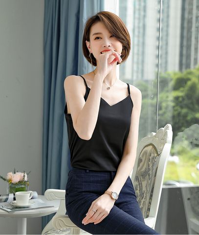 Áo lá mặc vest Titishop AOL95 Đen Cổ V