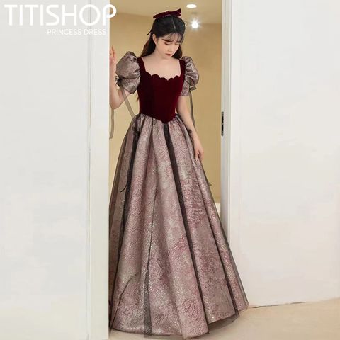 Đầm Công Chúa Lớn ( 35-75Kg )