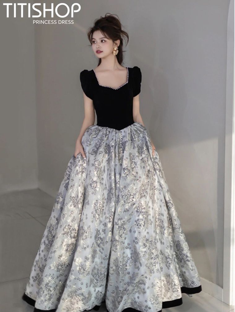 Đầm Công Chúa Lớn ( 35-75Kg )