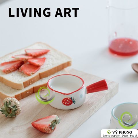  CHÉN SỨ NHỎ HÌNH TRÁI DÂU DỄ THƯƠNG CÓ TAY CẦM LIVING ART TRANG TRÍ BẾP CHỤP HÌNH ĐẠO CỤ CHỤP ẢNH SẢN PHẨM INS DCB-30 