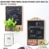 BẢNG ĐEN TREO PHỤC CỔ PHONG CÁCH ÂU CÓ RỔ VÀ MÓC BẢNG TRANG TRÍ MENU QUÁN ĂN CÀ PHÊ DDC-254