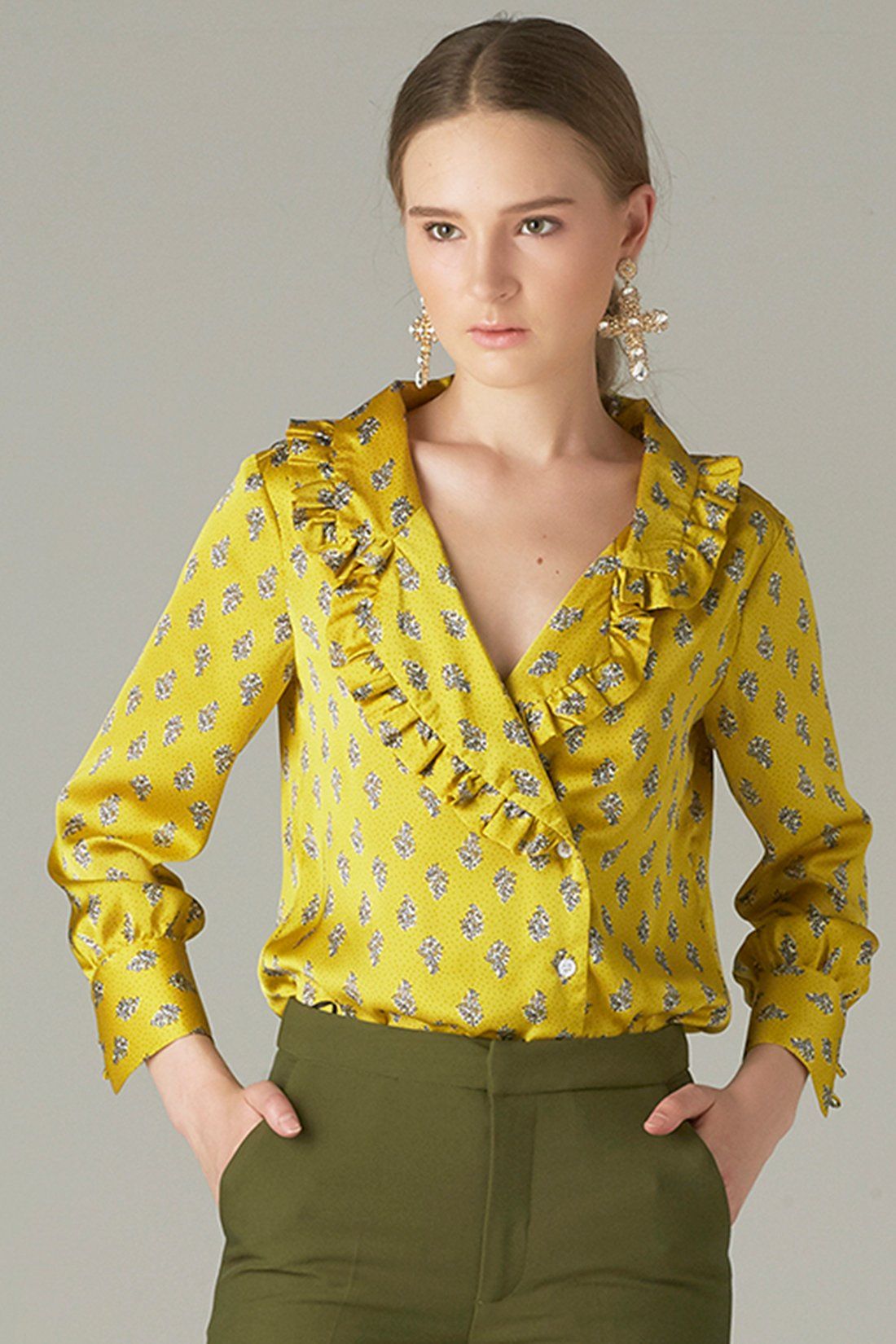 Ruffle collor long sleeve printed blouse