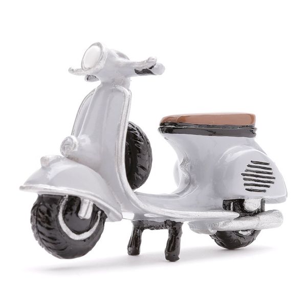 Tượng xe Vespa Lavanto