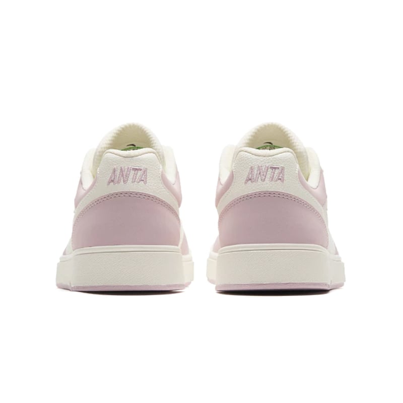 nike squash type trainers in sail and iced lilac