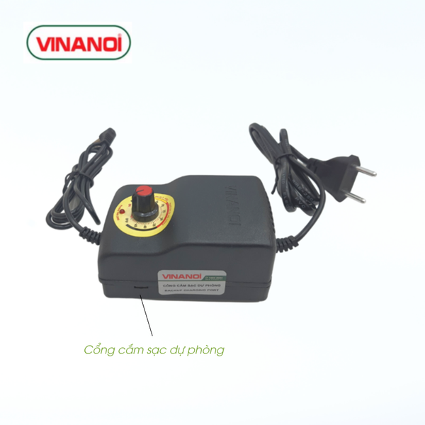 Máy đưa võng tự động cho bé VINANOI AS100 thế hệ mới đưa êm ít ồn, dùng điện 110V-220V và pin sạc dự phòng khi cúp điện