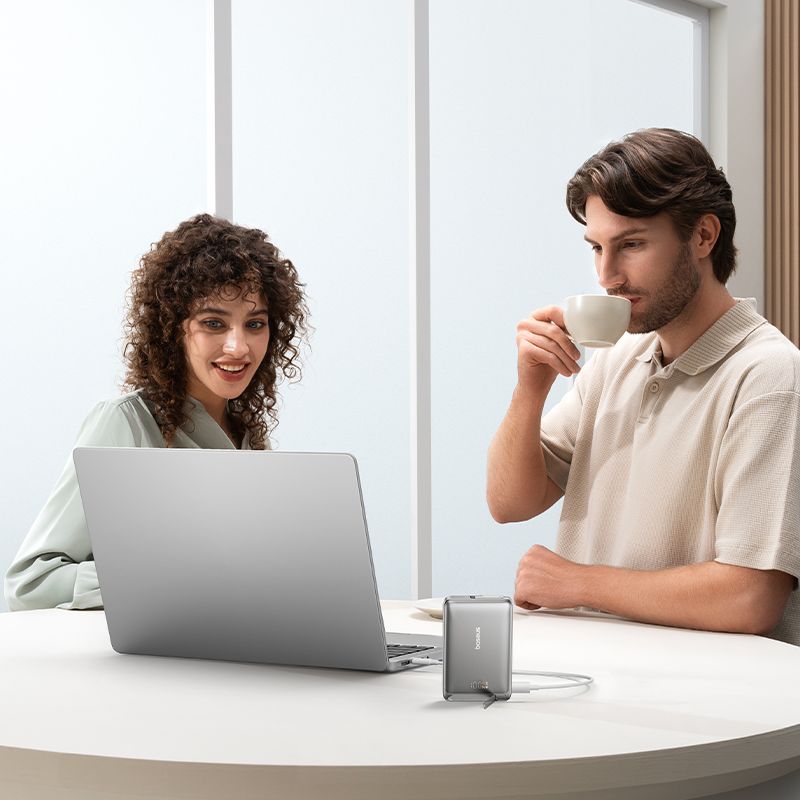 Pin Sạc Không Dây Baseus Nomos Qi2 Kickstand 10000mAh 45W (with Built-in USB-C Cable)