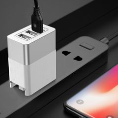 Bộ sạc đa năng Baseus Duke 3USB Smart Fast Charger ( 3.4A, 3 in 1 , Aluminum alloy + PC )