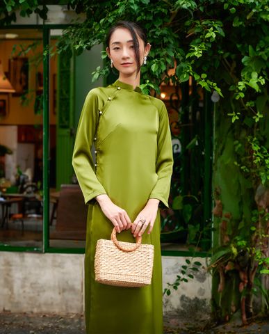 Áo dài lụa raglan cổ điển xanh mạ | Thời trang bền vững Hity