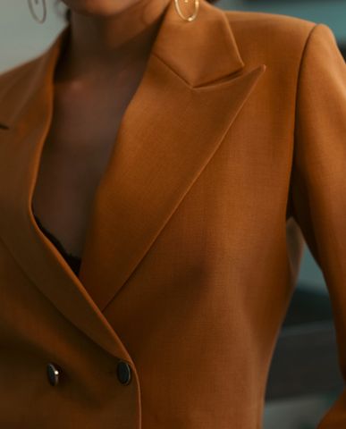 Áo khoác blazer ngắn croptop | Thời trang bền vững Hity