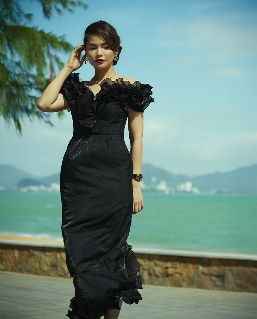  Đầm Maxi Dạ Huyên DRE215 