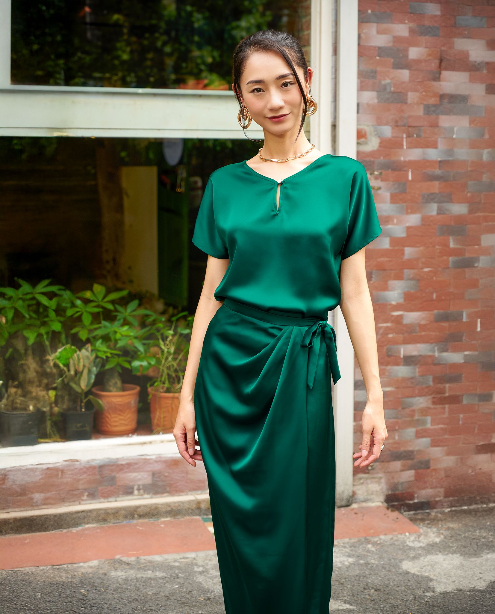  Áo Cổ V Cúc Phương TOP215 