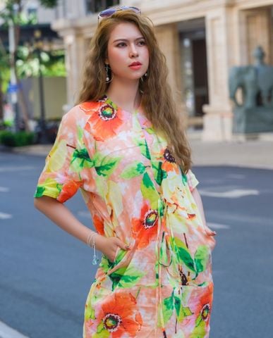 Đầm mini ngắn trên gối đầm linen vải lanh hoa | Thời trang thiết kế Hity