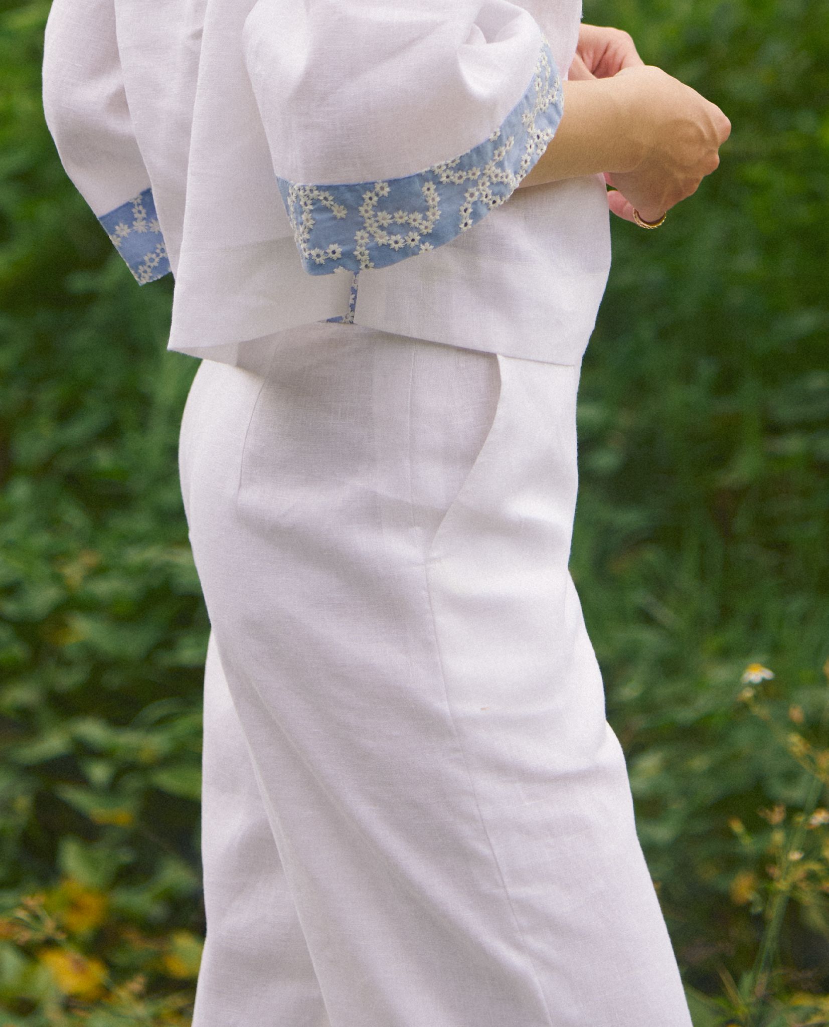  Quần Linen Thêu Thảo PAN233 