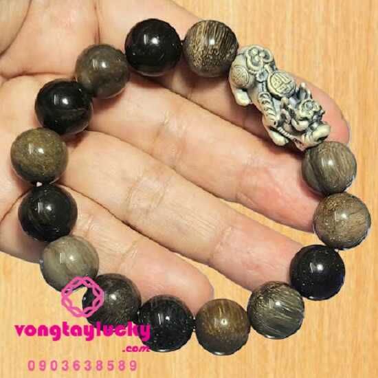 Vòng tay gỗ hóa thạch đen lâu năm hạt 13 li tỳ hưu bạc Thái2,5x1,5cm giả cổ