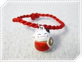 [Mới] Vòng tay mèo may mắn MANEKI NEKO MS0053 cho mùa thi trắng đỏ ôm đồng xu lục lạc đồng