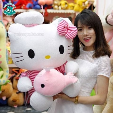Hello Kitty Ôm Cá