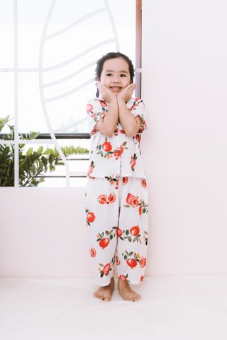  Pyjamas Bé Lựu Đỏ 