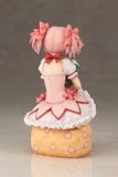  Madoka Kaname 1/8 