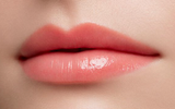  Son dưỡng có màu Cle De Peau Lip Glorifier - Màu 3 Coral 