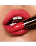  Son Charlotte Tilbury Hot Lips Hot Emily 