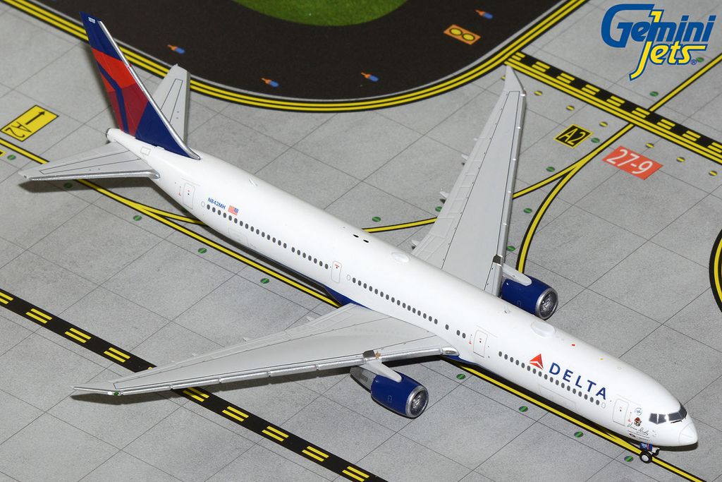 Delta Boeing 767-400ER N842MH GeminiJets 1:400 GJDAL2153