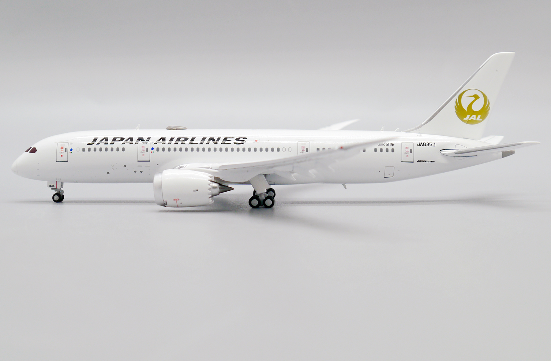 Mô hình máy bay Japanese Airlines Legend Model