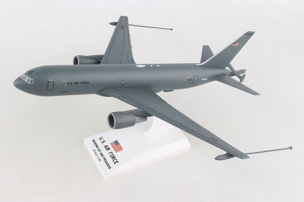 United States Air Force Boeing KC-46A N462KC Skymarks 1:200 SKR995