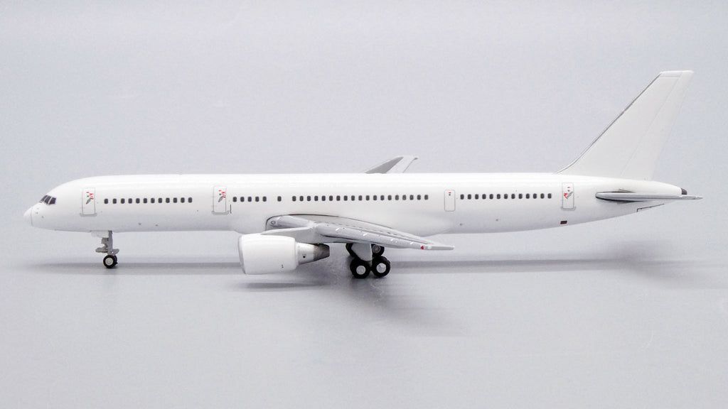Blank/White Boeing 757-200 PW Engines JC Wings 1:400 JC4WHT2026 BK2026