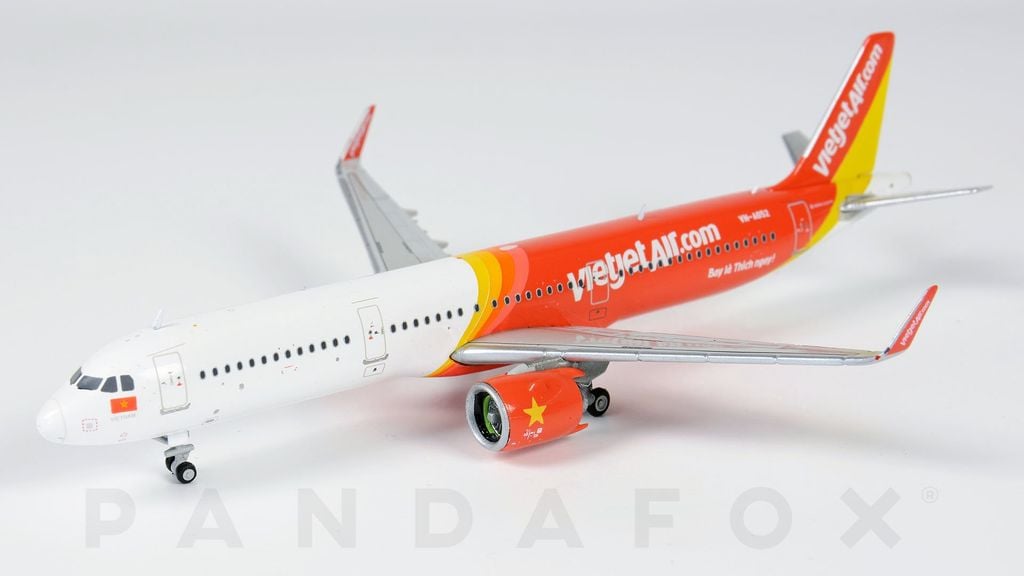 VietJet Air Airbus A321neo VN-A652 GeminiJets 1:400 GJVJC1770