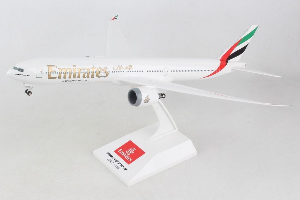 Emirates Boeing 777-9 Skymarks 1:200 SKR1043