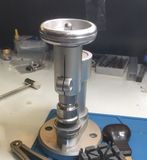 Ép đáy đồng hồ