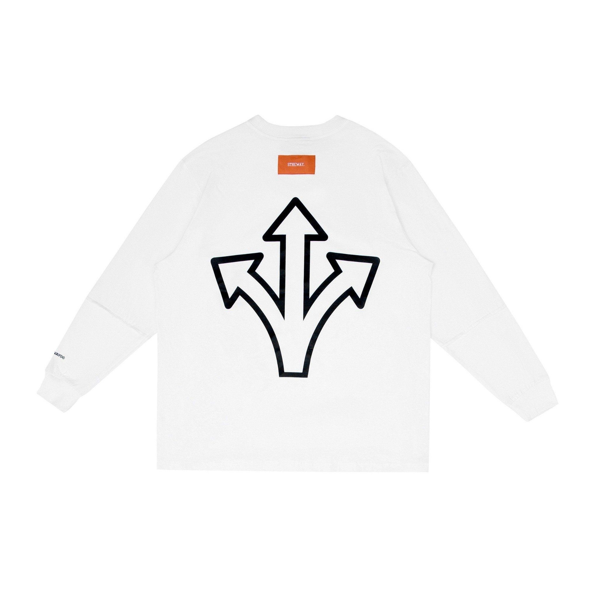 /YILAC/ SQUARE LONG SLEEVE TEE™