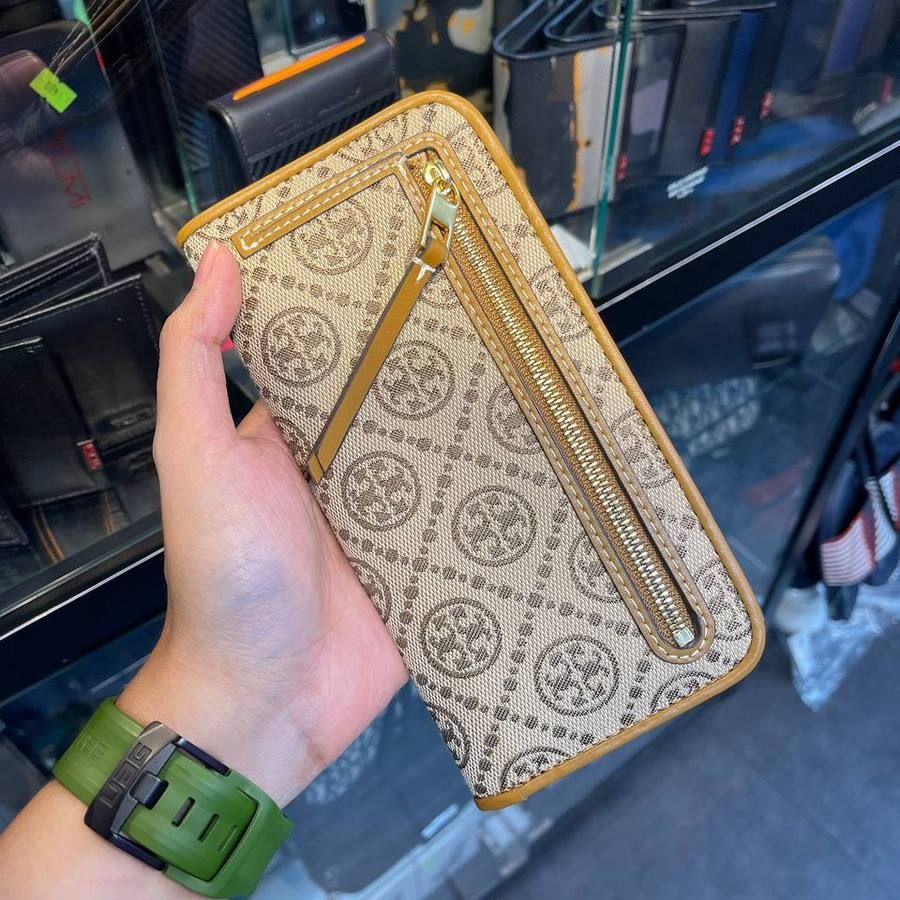 Ví Tory Burch – Sấu Vui Vẻ