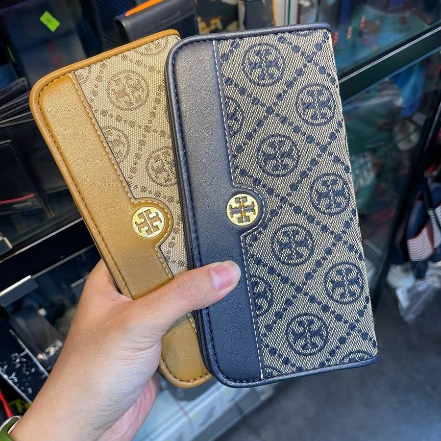 Ví Tory Burch – Sấu Vui Vẻ