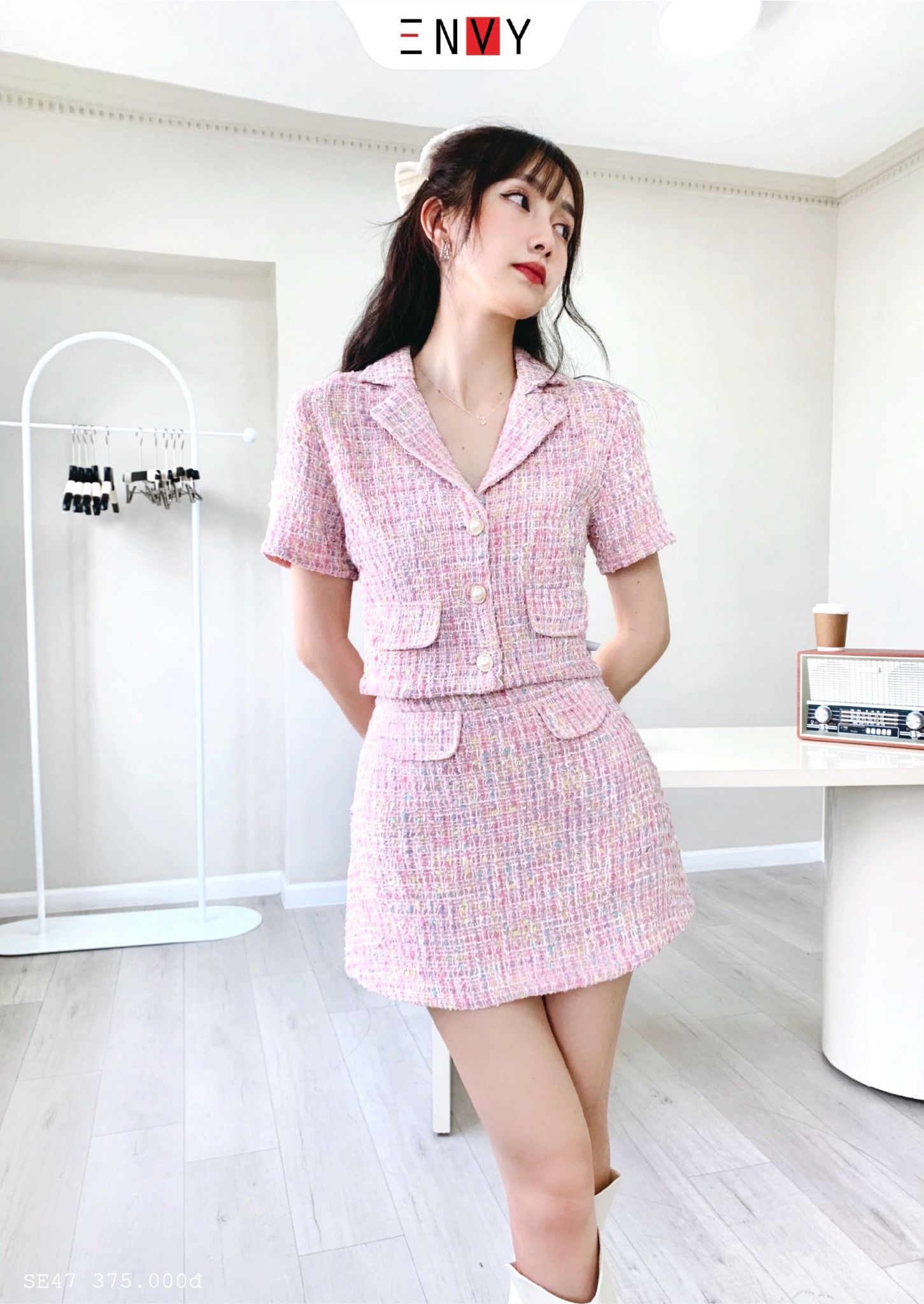 Set Nguyên Bộ Áo Vest Chân Váy Bút Chì