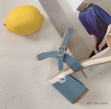  Sandal 