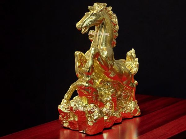 tượng song mã bằng đồng dát vàng 24k