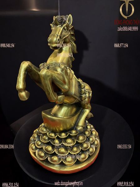 tượng ngựa phong thủy- ngựa hý đứng núi tiền bằng đồng cao 37cm