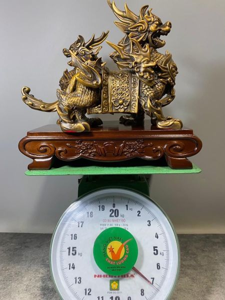 Kỳ lân phong thủy bằng đồng