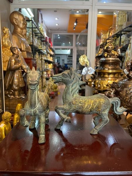 Đôi ngựa giả cổ bằng đồng cao 16 ngang 19 nặng 1,8kg