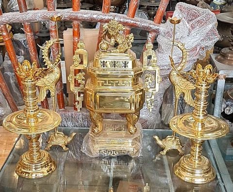 Bộ đỉnh đồng vuông dát vàng 24k