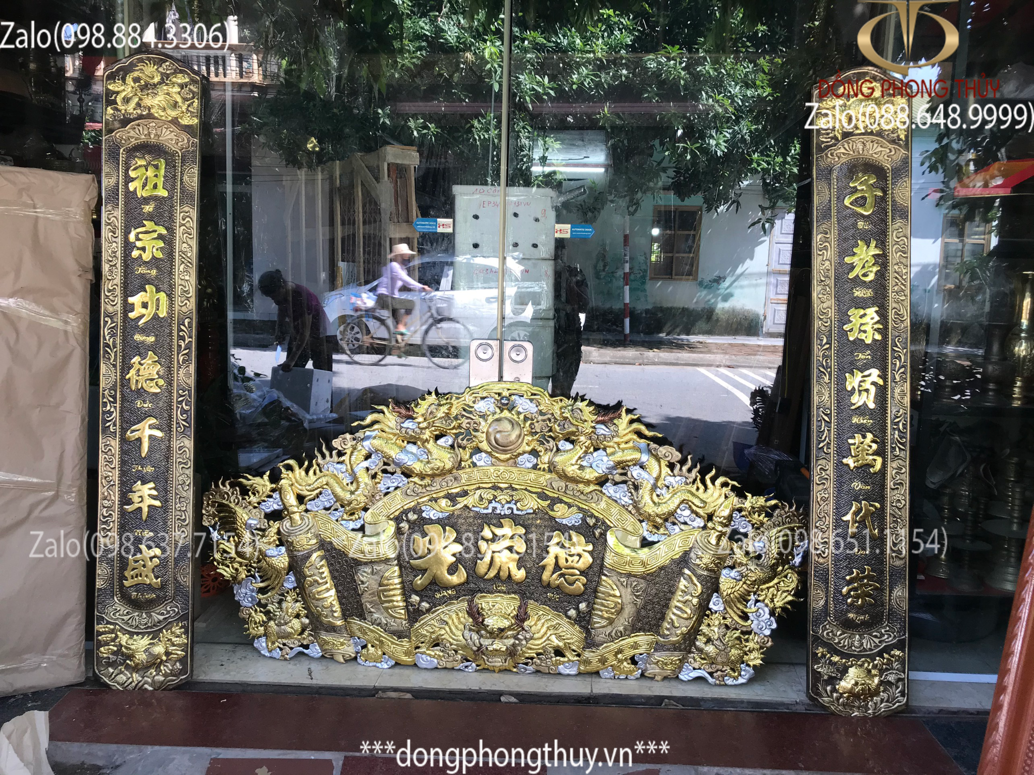 Bộ cuốn thư câu đối 1m76 dát vàng bạc chữ Nho hàng đẹp