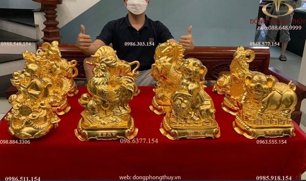 Bộ 12 con giáp chữ Nho bằng đồng dát vàng 24k cao 29 nặng 4kg 1 con
