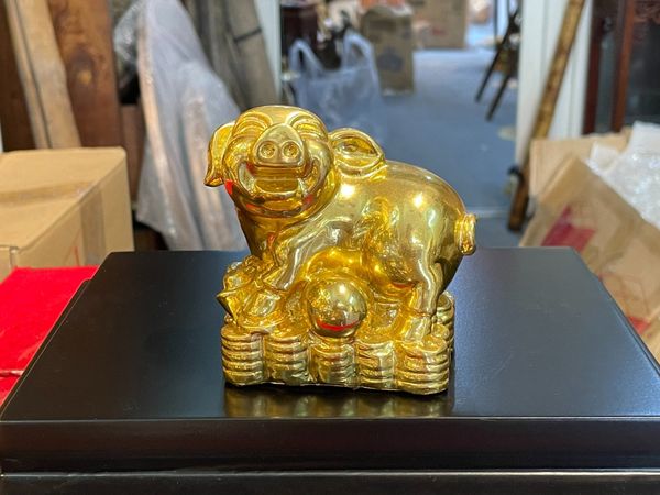 tượng heo phong thủy bằng đồng dát vàng 24k